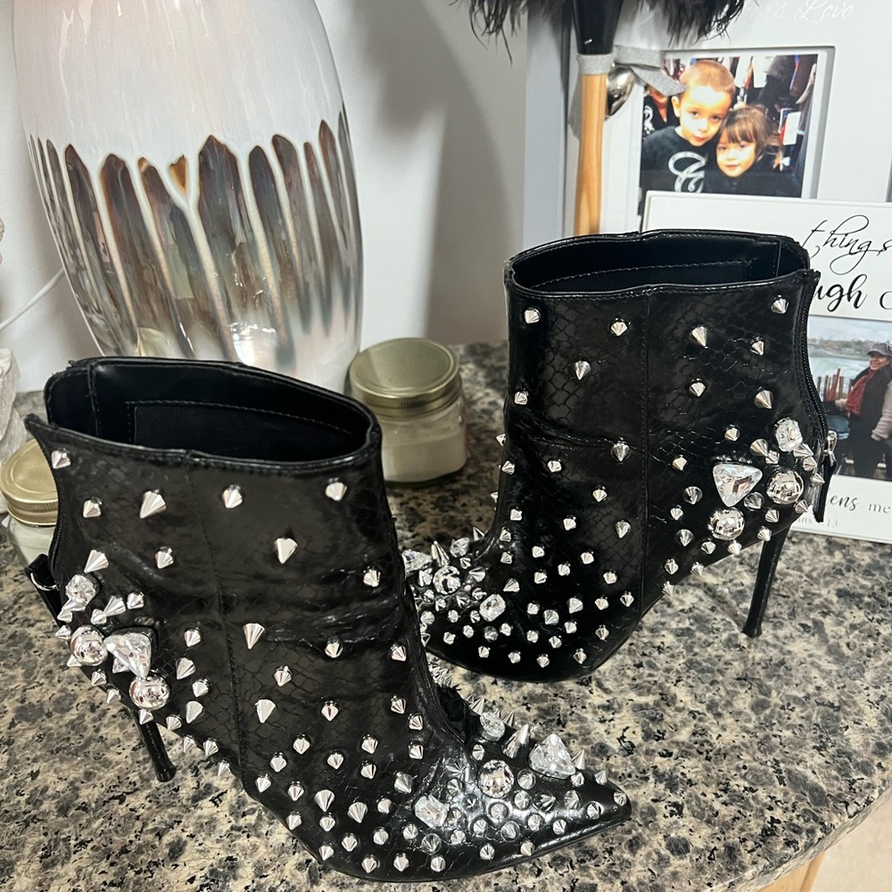 Steve Madden